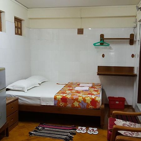 Chan Myae Guesthouse Янгон Екстериор снимка