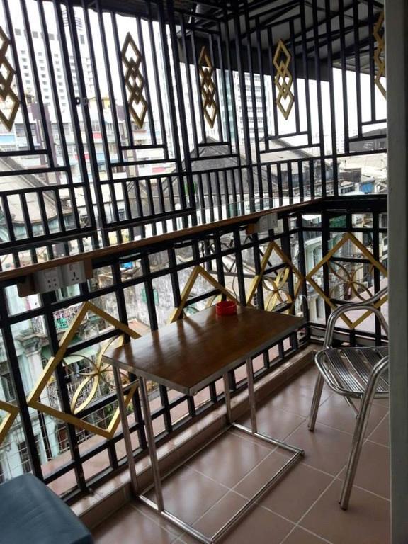 Chan Myae Guesthouse Янгон Екстериор снимка