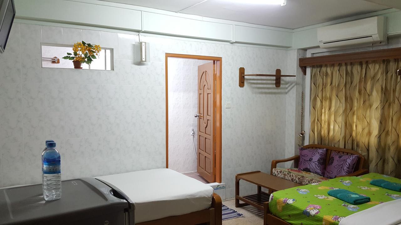 Chan Myae Guesthouse Янгон Екстериор снимка
