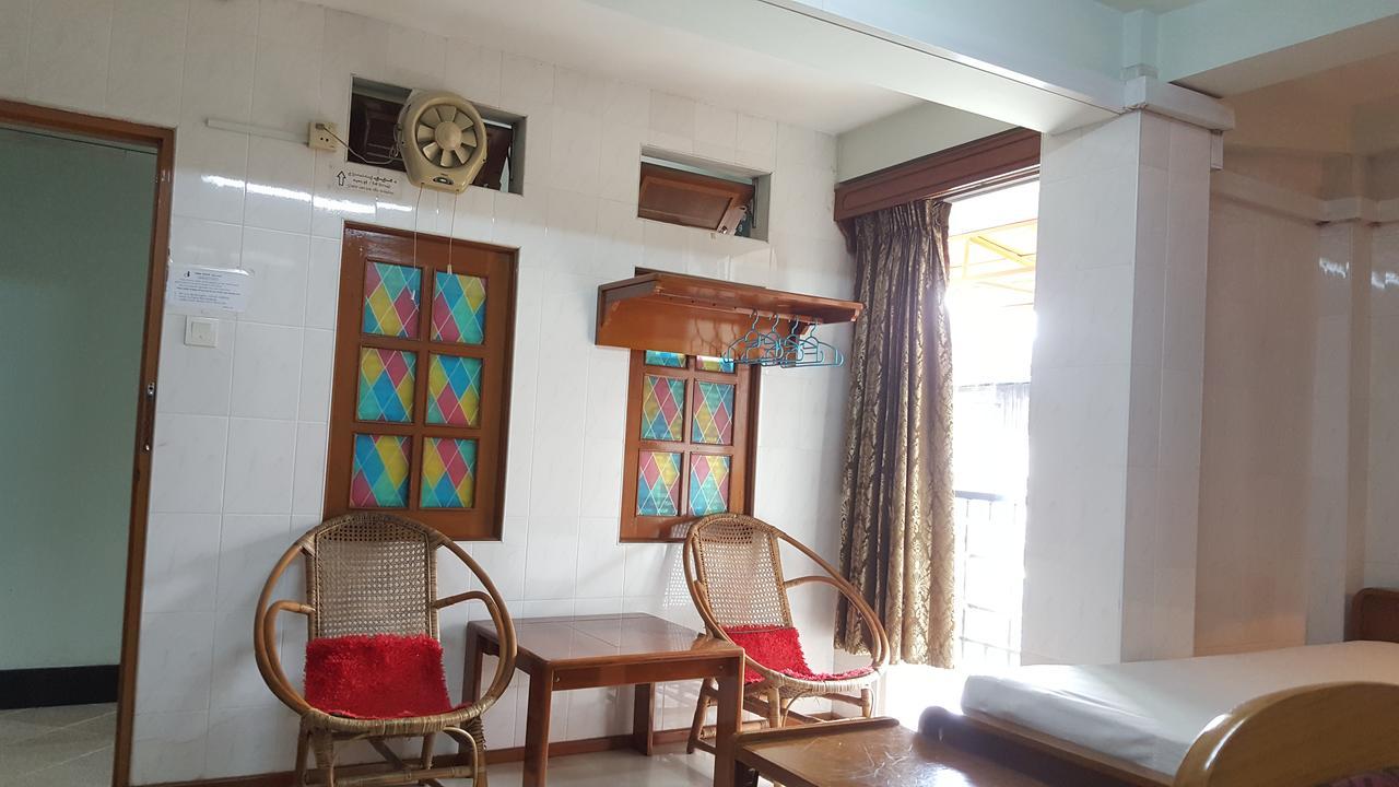 Chan Myae Guesthouse Янгон Екстериор снимка
